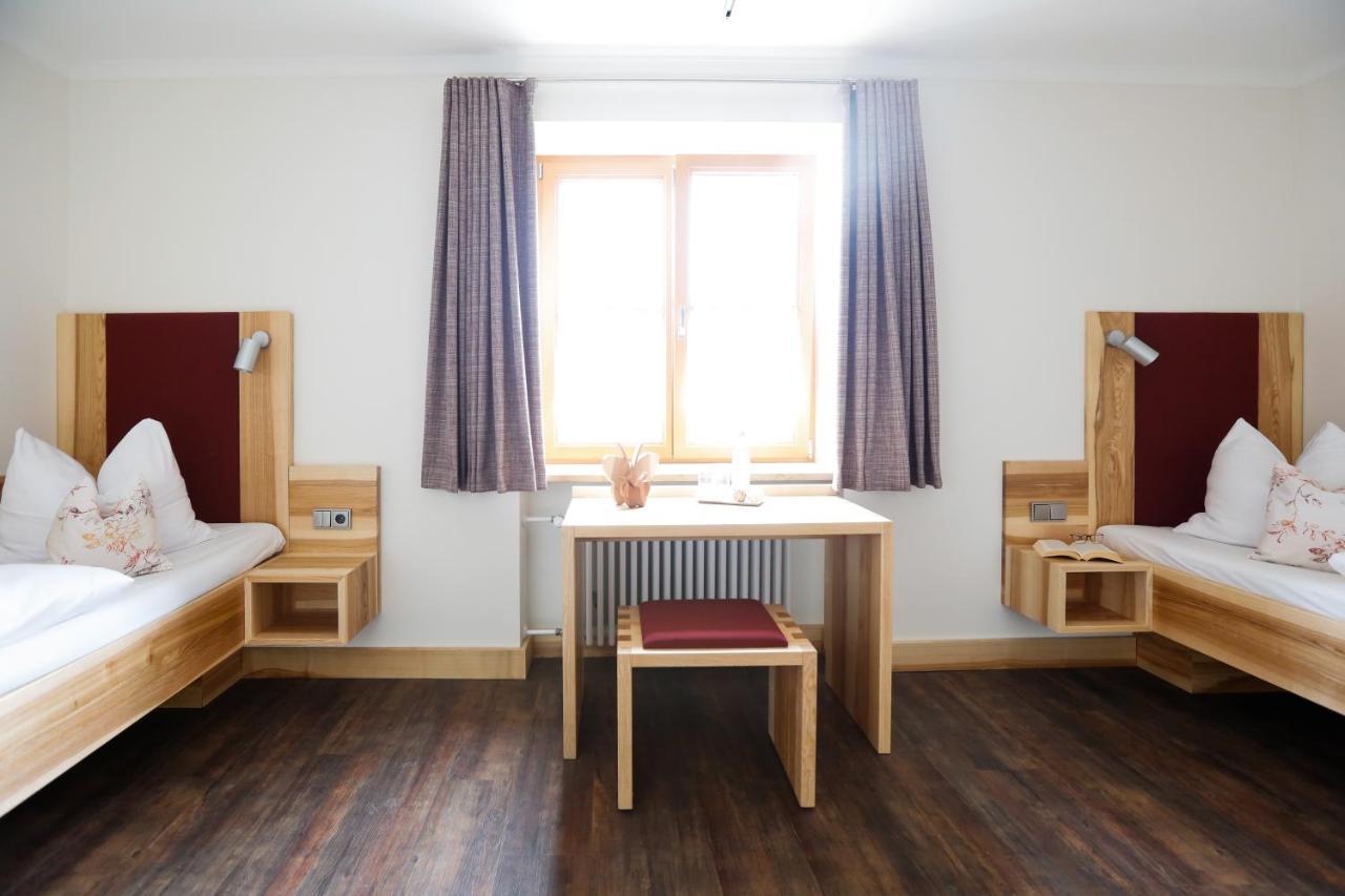 Landgasthof Geser Sarching Экстерьер фото