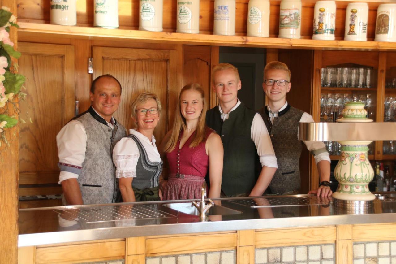 Landgasthof Geser Sarching Экстерьер фото