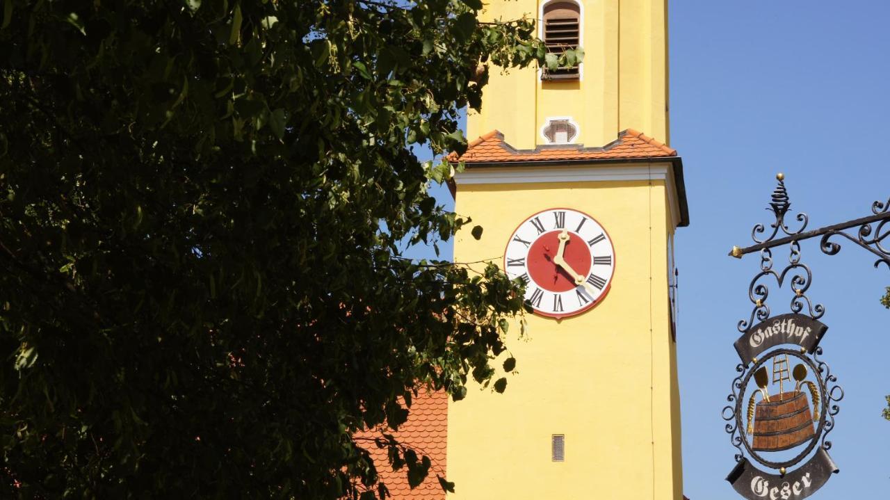 Landgasthof Geser Sarching Экстерьер фото